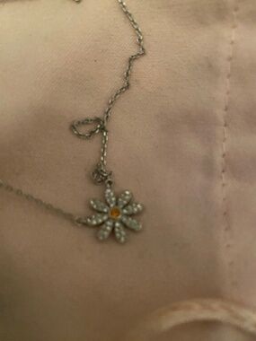 Touchstone Crystal Swarovski  Daisy Necklace